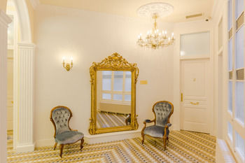 Couette-café Anakena House