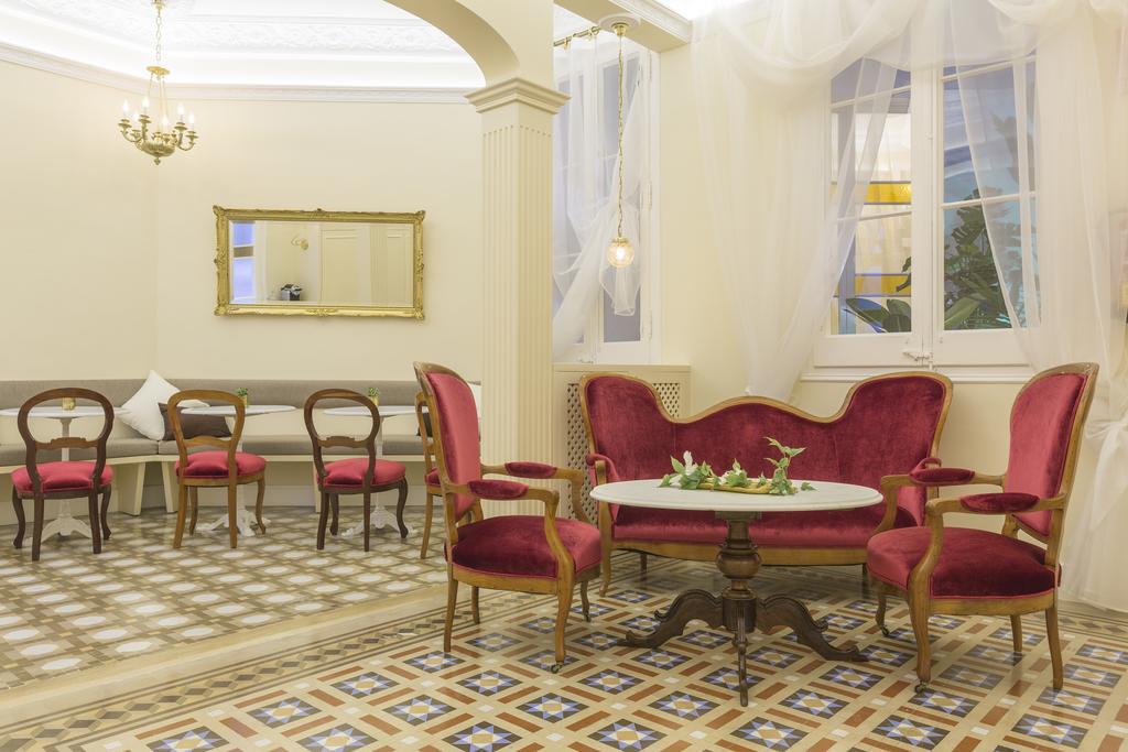 Anakena House Couette-café